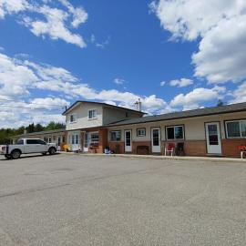 Town and Country Motel，位于Nipigon的酒店
