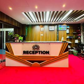 Hotel In Need - Near to the US France Italy Saudi Embassy and Airport，位于达卡的酒店