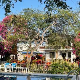Hosteria El Jardin de Playas，位于普拉亚斯的酒店