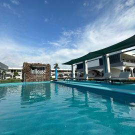 InHouse Hotel Obregón，位于奥夫雷贡城的酒店