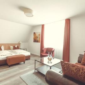 Hotel- Restaurant Einklang，位于Mettingen的酒店