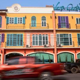 Vera Costa Hotel，位于Sangkhom的酒店