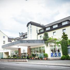 Hotel Deutscher Hof，位于特里尔的酒店