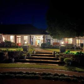 The Oaks Hotel，位于Richmond的酒店