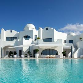 Anantara Retreat Santorini Abu Dhabi - Adults Only，位于甘图特的酒店