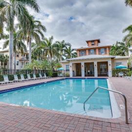 Pet-Friendly Studio: 6 Mi to Jupiter Beach Park!，位于朱庇特的酒店