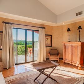 Serene 3BR Condo - Bougainvillea - Reserva Conchal Golf Resort，位于普拉卡海尔的酒店