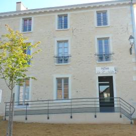 Hotel Le Saint Aubin，位于彻尔维尔的酒店