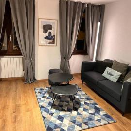 Élégant F2 luxueux proche Suisse，位于Delle的酒店