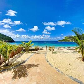 Dolce Riviera, Beach Access, Pool View, 2 Bedrooms，位于Anse Marcel 的酒店