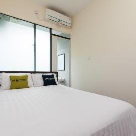 Urbanview Hotel Ellegan Residence Alam Sutera Serpong