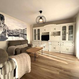 Mirador Solasierra montaña y pantano VUT-LE-5623，位于里亚尼奥的酒店