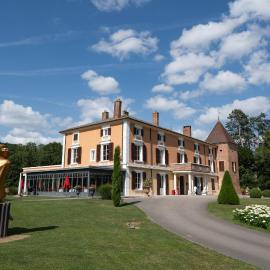 Hôtel du Bois Blanc Domaine d'Epeyssoles Georges Blanc，位于沃纳斯的酒店