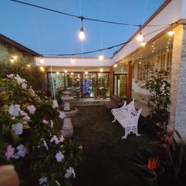 HOSTAL LA MODERNA，位于金特罗的酒店
