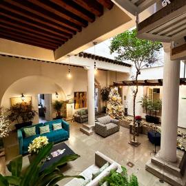 M Hoteles Concepto，位于莫雷利亚的酒店