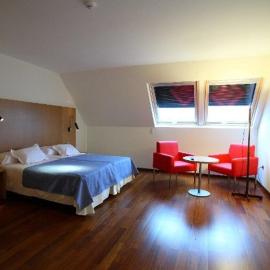 Hotel Ril，位于布里拉蒂卡波的酒店