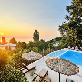 Luxury Villa at Pelion- Ruby，位于扎戈拉的酒店