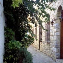 Kallirroi Studios，位于毕达哥利翁的酒店