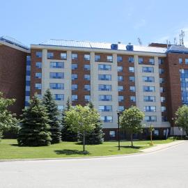 Residence & Conference Centre- Barrie，位于巴里的酒店