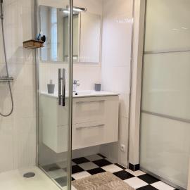 Le studio d'Agathe centre historique - Calme & Confort，位于瓦朗斯的酒店