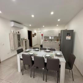 Orchidea Appartment，位于艾因西莱姆的酒店