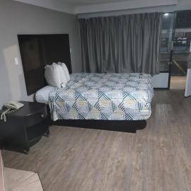 Studio 6 Suites Hinesville, GA，位于海恩斯维尔的酒店