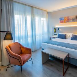 Hotel Castilla Vieja，位于帕伦西亚的酒店