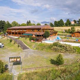 Sport-hotel Šibeniční vrch，位于Mnichovice的酒店