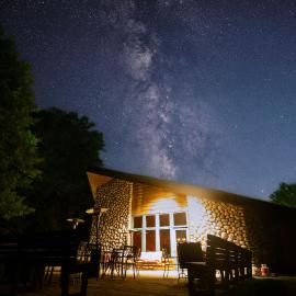 Whitetail Lodge,位于圣日耳曼的酒店
