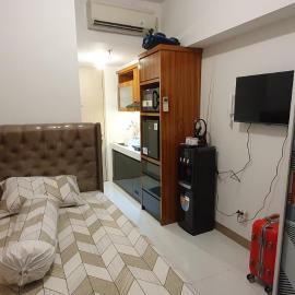 Tokyo Riverside Apartment Studio at PIK2，位于Gedong的酒店