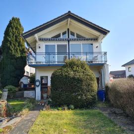Gemütliches Gästehaus in ruhiger Waldlage，位于比丁根的酒店