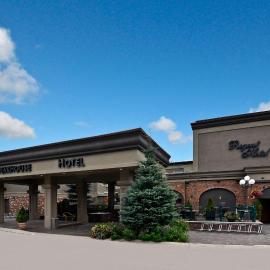Regent Hotel Revelstoke,位于雷夫尔斯托克的酒店