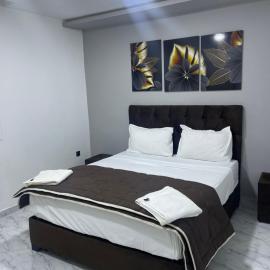 Appartements équipés luxe，位于Mansoûra的酒店