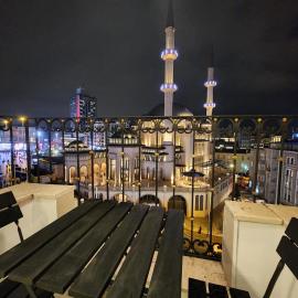 Taksim Landhouse Hotel 1 Min to Taksim Square
