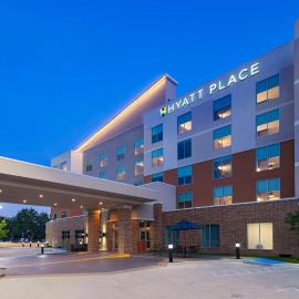 Hyatt Place Austin Lake Travis/Four Points，位于奥斯汀的酒店