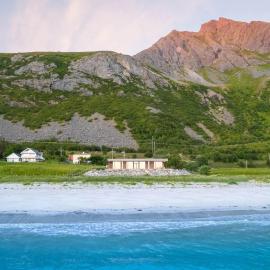 Exclusive Beach House Ramberg - Your Private Oasis，位于拉姆贝格的酒店