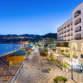 Hotel Sole Splendid，位于马奥莱的酒店