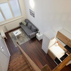 Block 96 Apartments，位于兹林的酒店