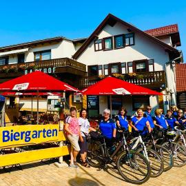 Landgasthof und Pension Zum löwen，位于伦山前比绍夫斯海姆的酒店