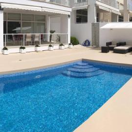 Chalet en C.Vadella - Piscina privada，位于卡拉瓦德亚的酒店