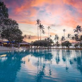 Pegasus Reef - A Beach Resort in Colombo，位于科伦坡的酒店