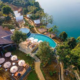 Vayang Retreat and Camping Hoa Binh，位于和平的酒店