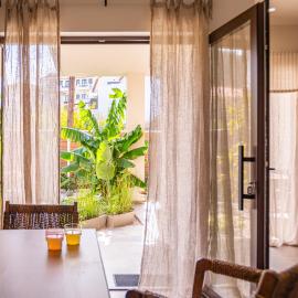 Samos Tropic Apartments，位于Ríva的酒店