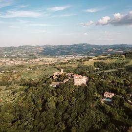 Palazzo Viviani - Castello di Montegridolfo,位于蒙特格里多尔福的酒店