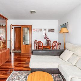 Piso con Piscina，位于桑坦德的酒店
