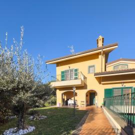 La casetta del Tuscolo -Secret rooms-，位于格罗塔费拉塔的酒店