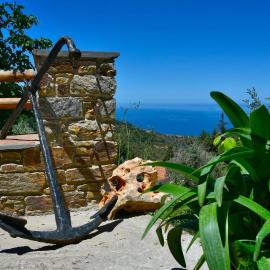 Endless green 1 Arethousa Ikaria，位于Arethousa的酒店