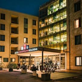 Hotel Cosmopolitan Bologna，位于博洛尼亚的酒店