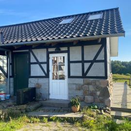 Poolhouse, no smoking everywhere，位于Kvistgård的酒店