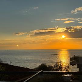 Panoramic Seaview Maisonette with Garden，位于萨罗尼扎的酒店